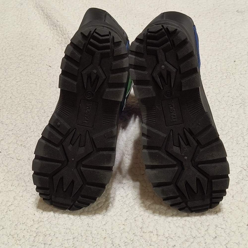 NWT Blue/Black Youth Itasca Snow Cat Winter Boots Size 5 - Picture 6 of 9